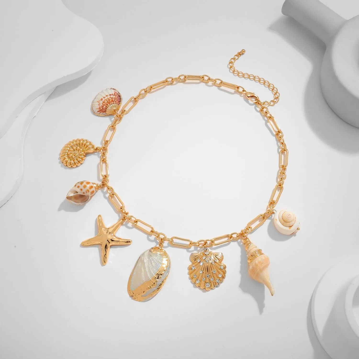 LILIE&WHITE Sea Shell Necklace For Women With Trendy Charms Summer Beach Beaded Necklace Shell Starfish Charms Fashion Jewelry