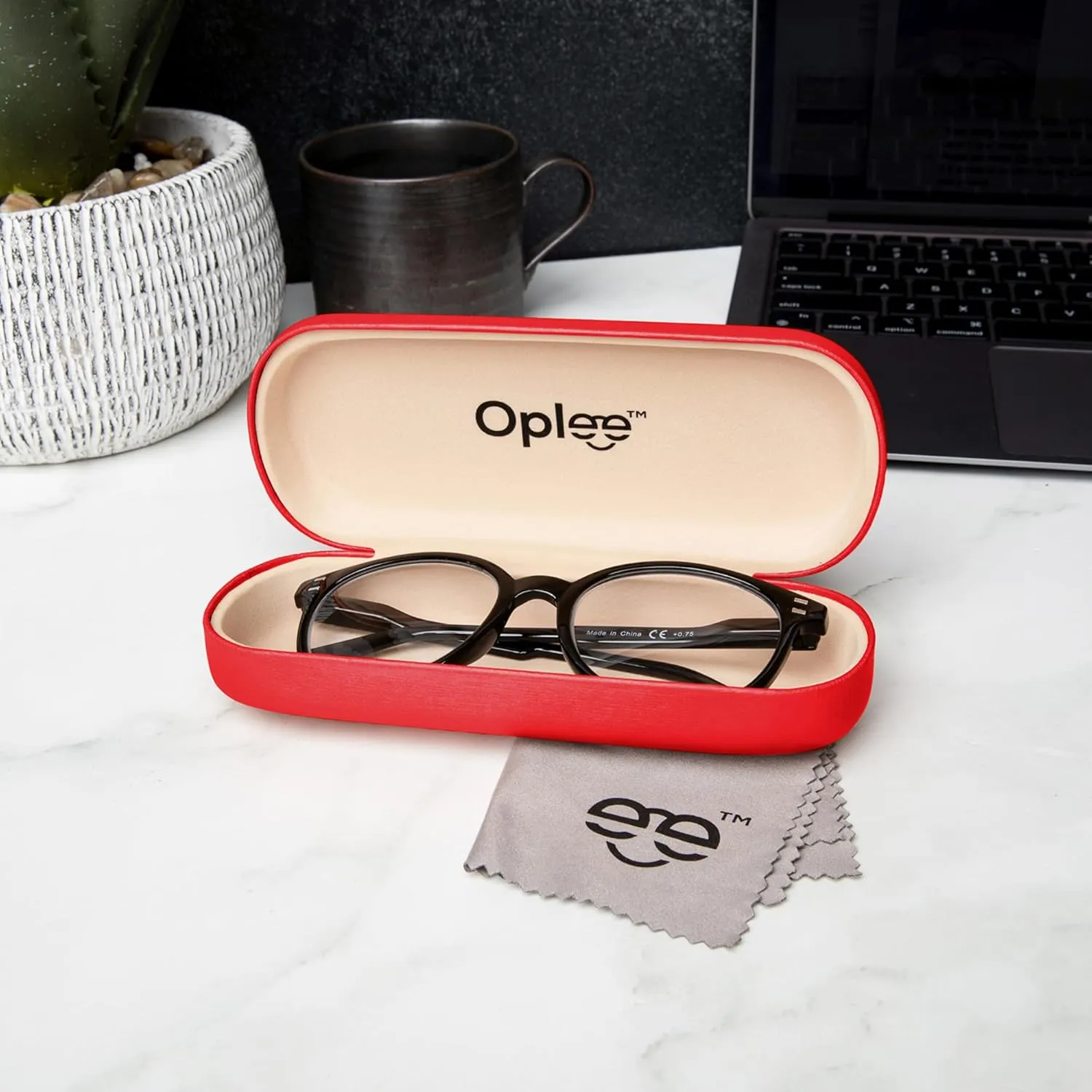 Oplee? Hard Shell Eyeglass Case with Grey Microfiber Cloth